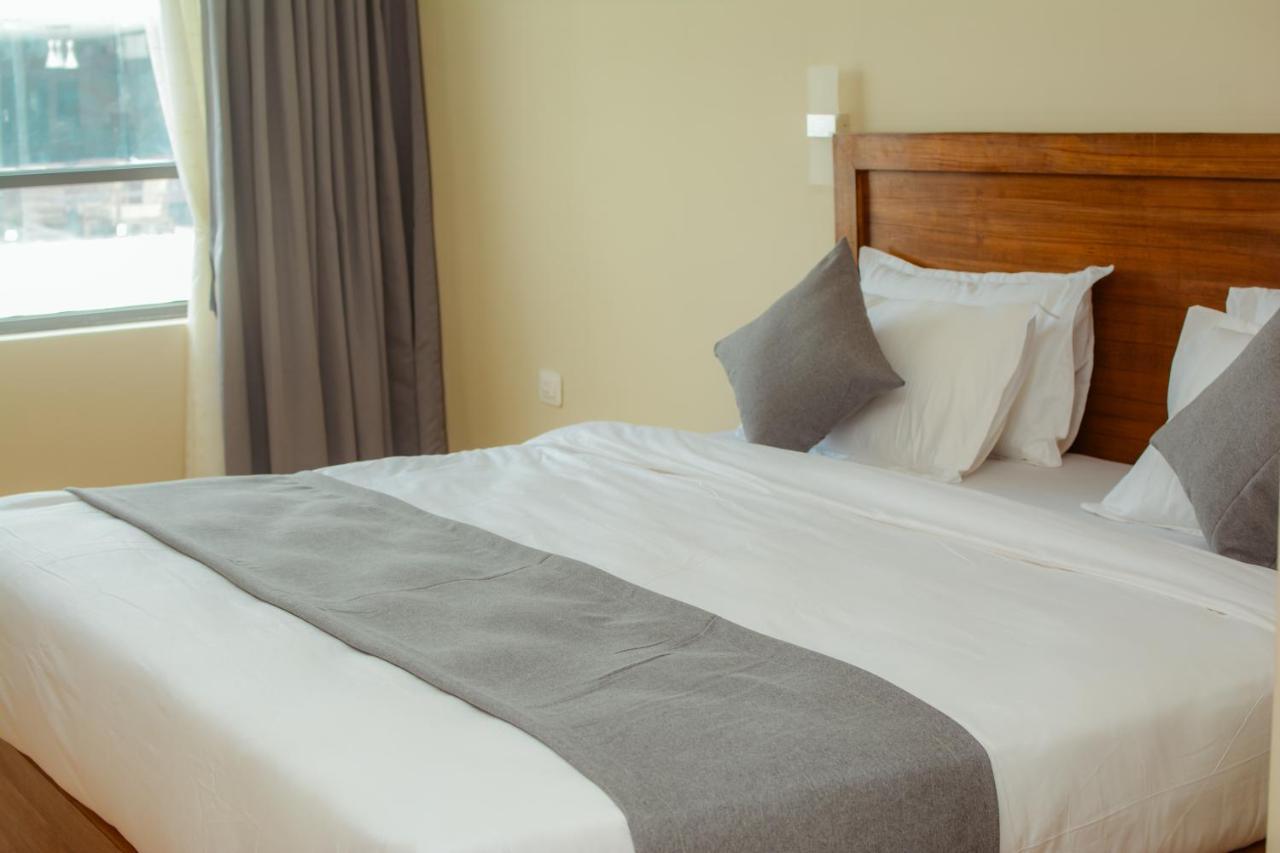 Hotel Gulmohar Bharatpur  外观 照片